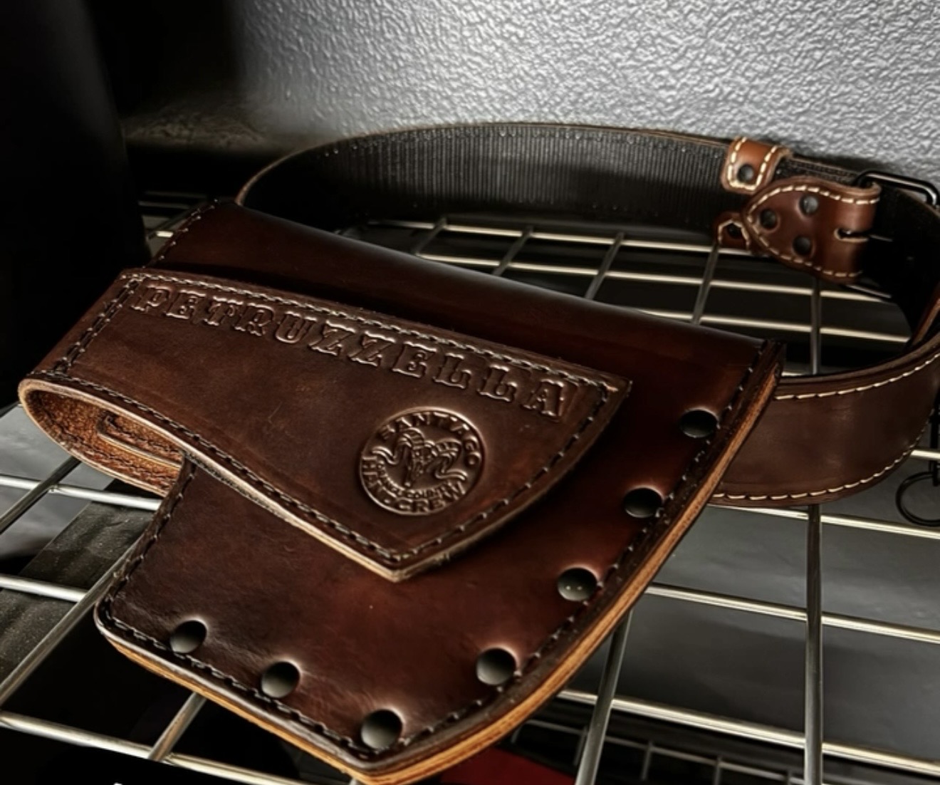 Mahogany Iron Fox 6lb flat head